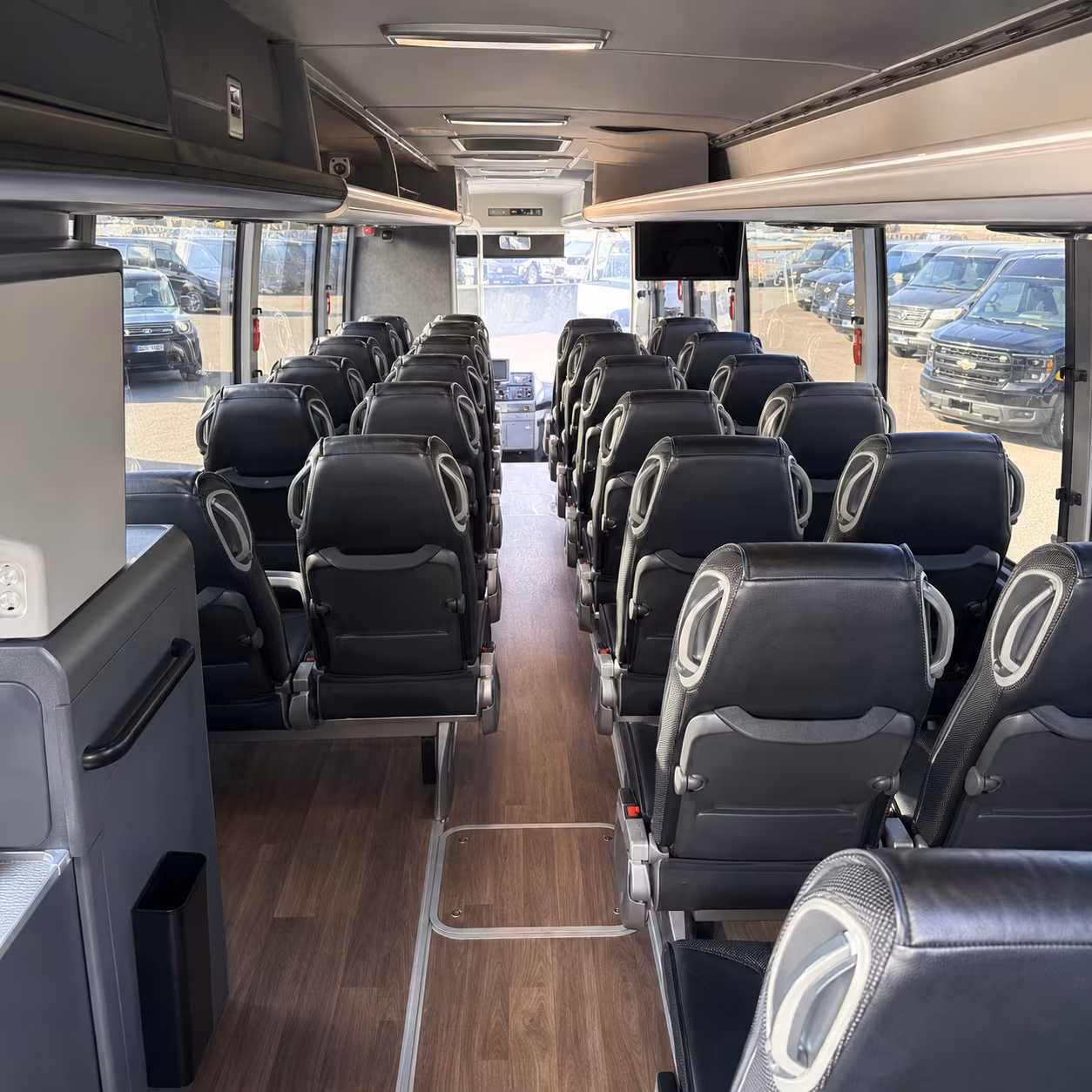 charter buses for corporate events and conference shuttles in port orange