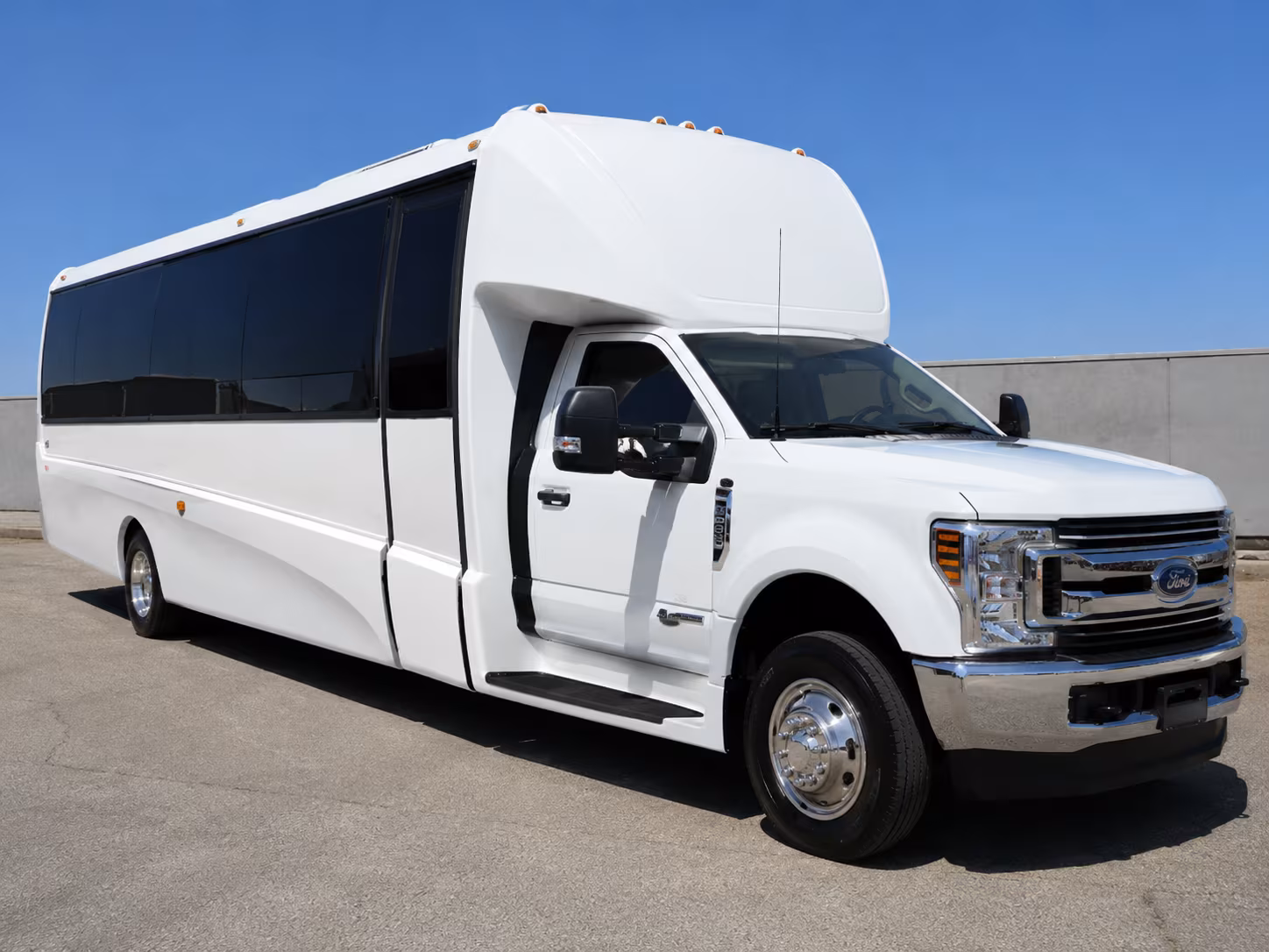 minibus wine tour rentals for smaller groups in port orange