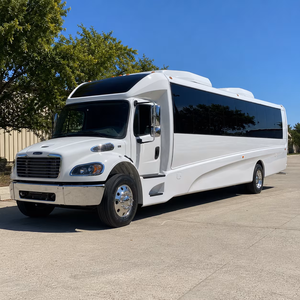 port orange 28 passenger minibus