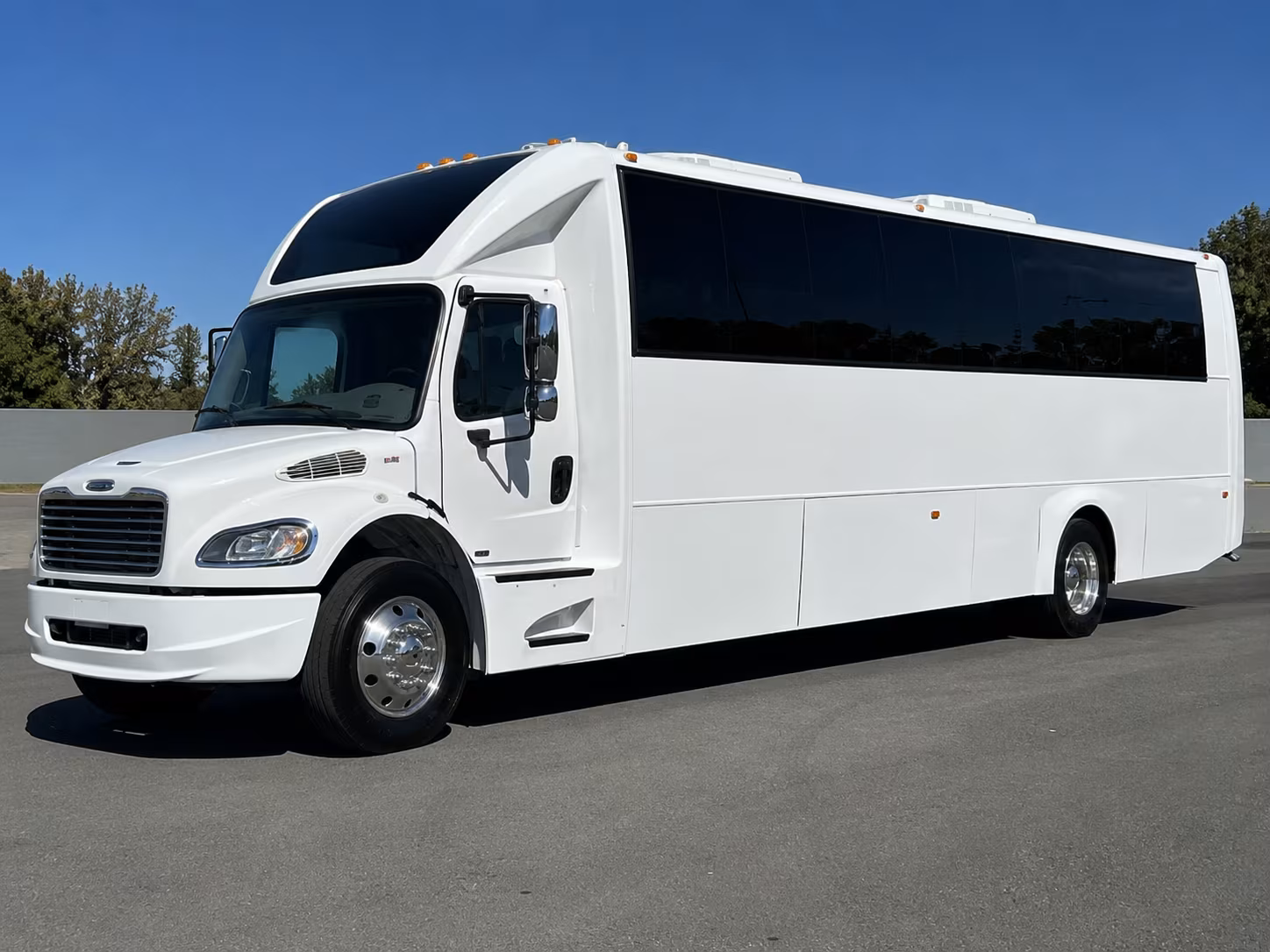 quincea n era sweet 16 party bus rental